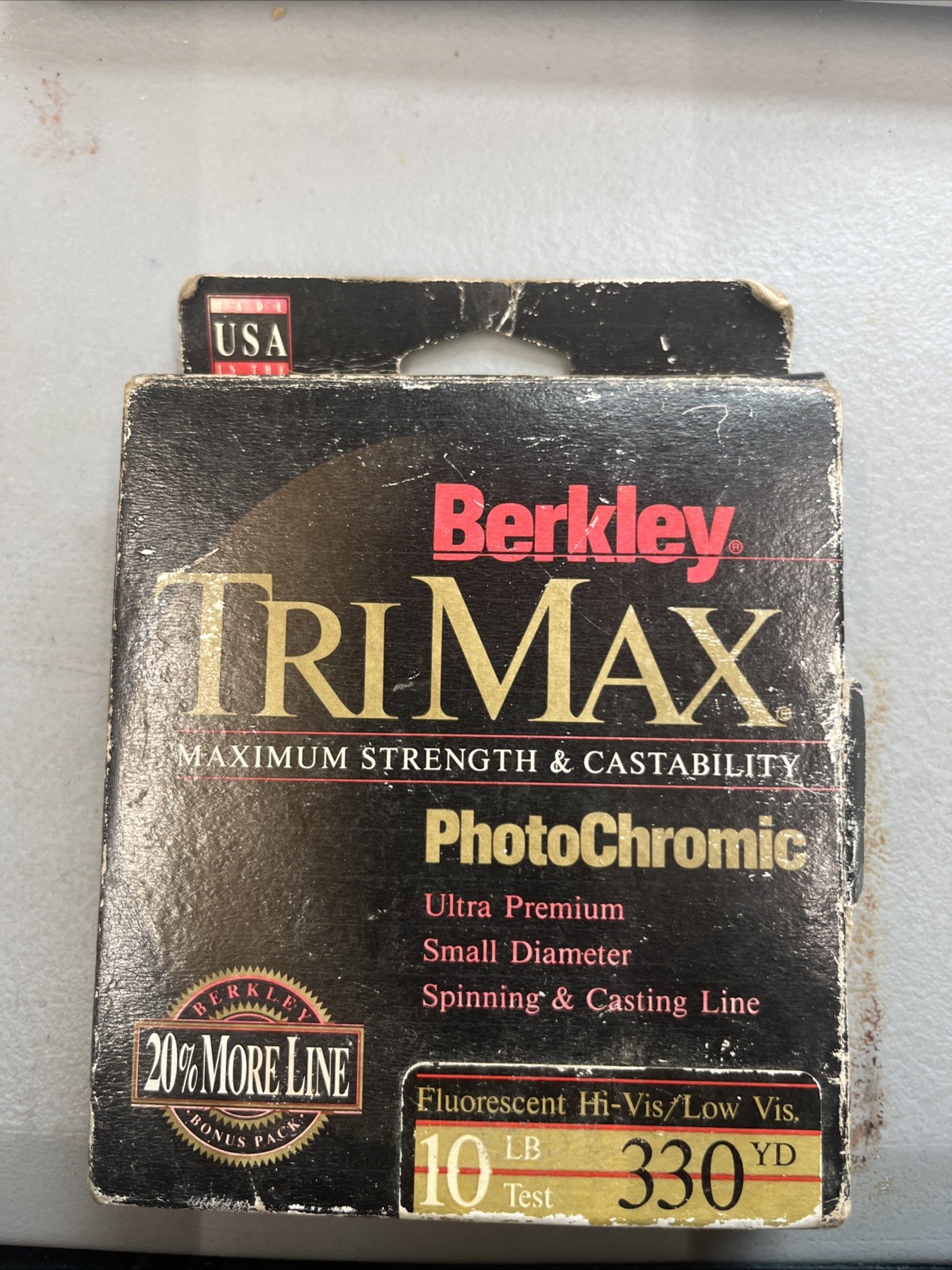 BERKLEY TRI-MAX 10 lb TEST PHOTO CHROMIC 330 Yards FLUORESCENT HI VIS/ LOW VIS