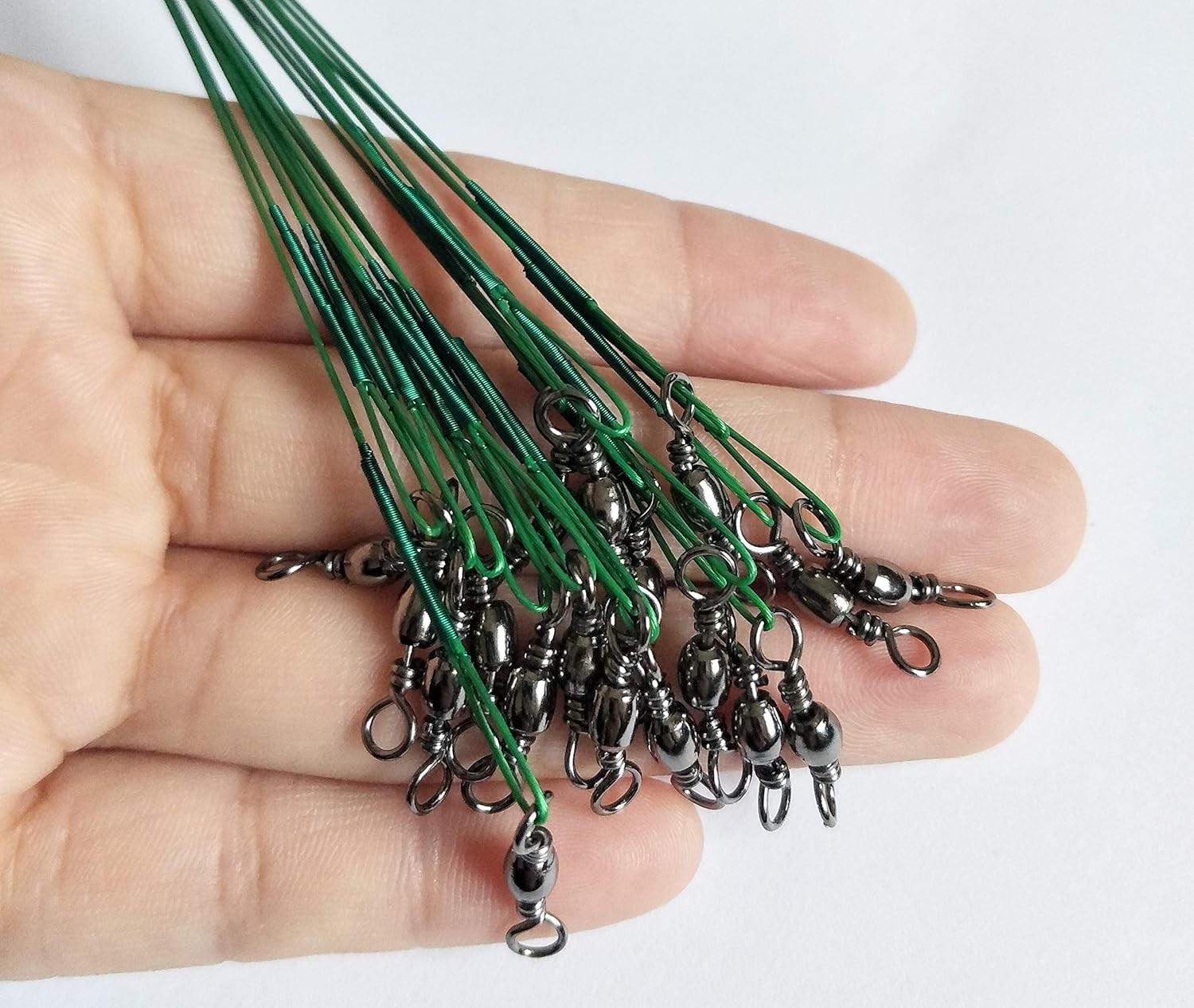 Durable 50pcs Fishing Wire Leaders – 6inch, 30LB Strength, Colors: Black & Green