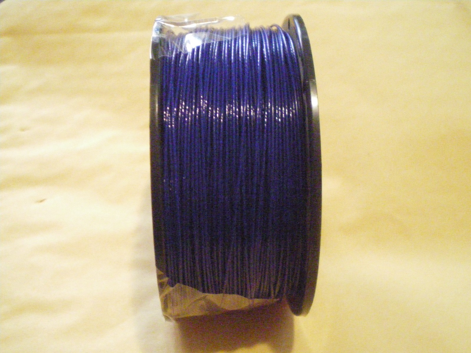 STAINLESS STEEL BLUE WIRE LEADER 300 FEET, 90 LBS TEST 1X7 STRAND + 100 SLEEVES