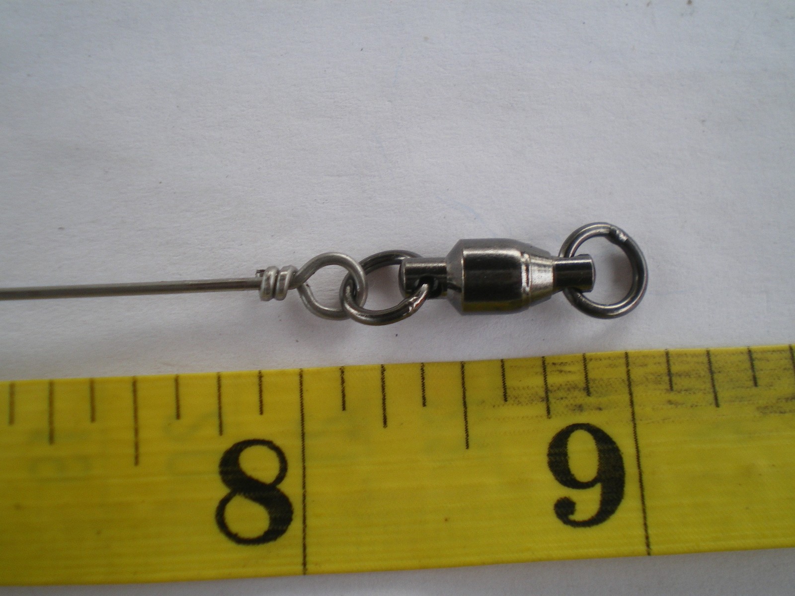 15 PCS. SOLID STAINLESS STEEL WIRE LEADER 8″/180 LBS TEST W/BALL BEARING SWIVEL