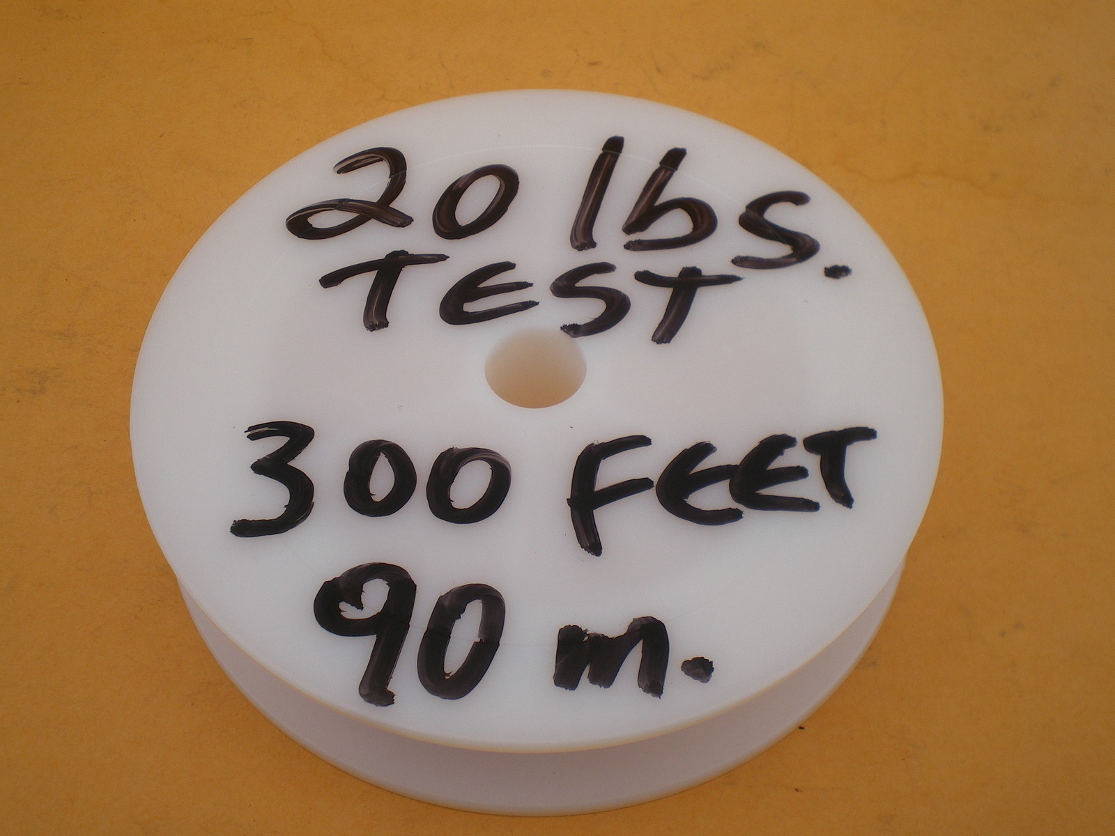 STAINLESS STEEL CLEAR WIRE LEADER 300 FEET (90m.) 20 lbs. TEST 1X7 STRAND COATED
