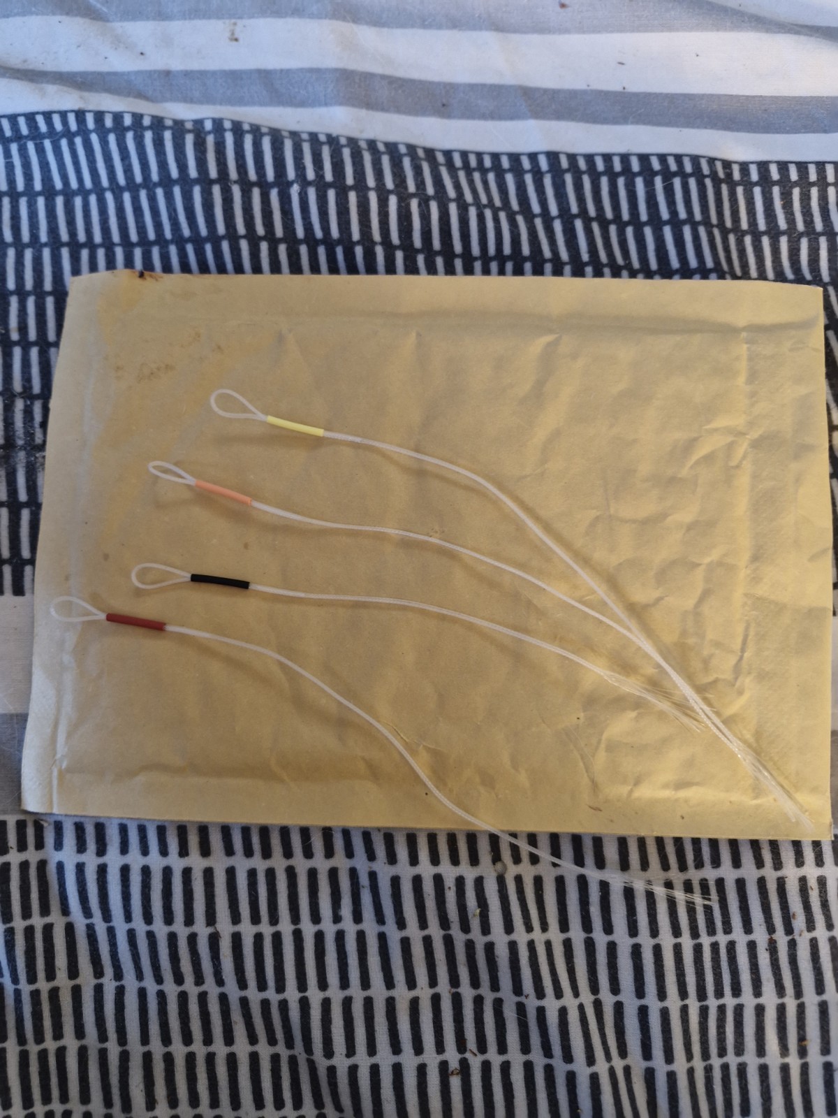 4 X Braided Leader Loops Trout 30lb #3 -9 Clear Coloured Sleaves
