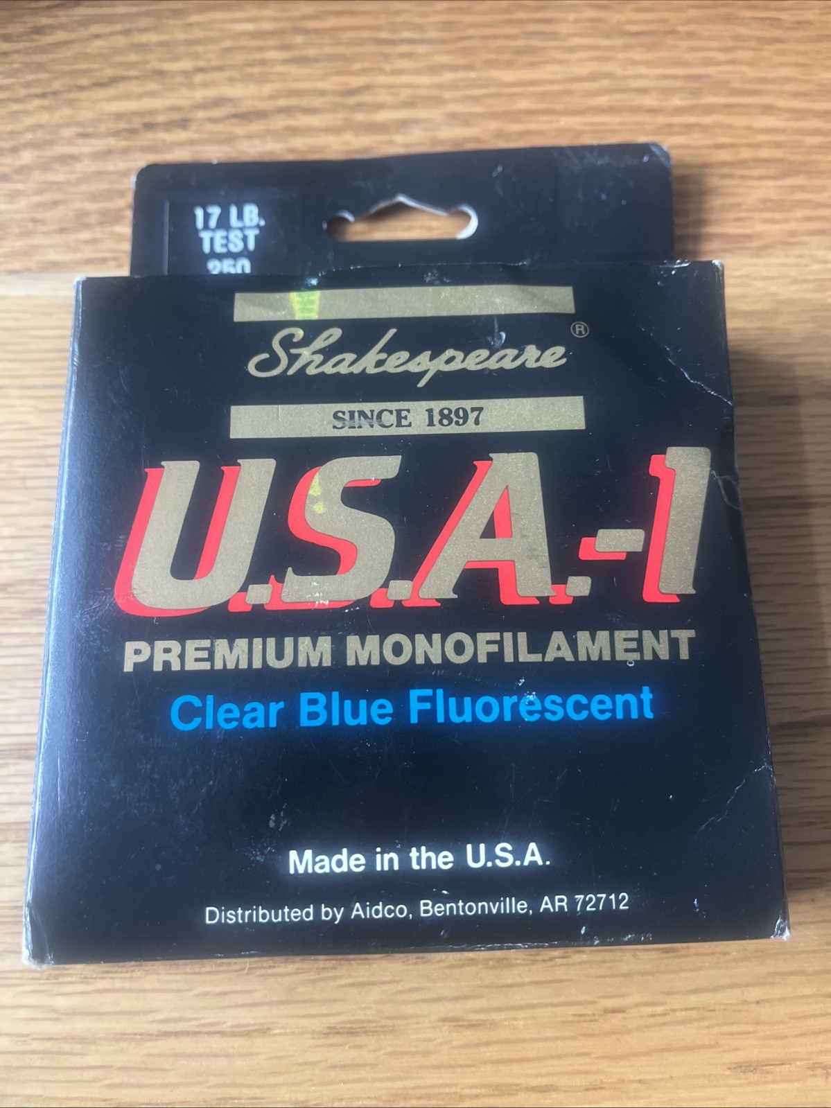 Shakespeare USA-1 Clear Blue Fluorescent Premium Fishing Line 17lb Test 250 Yds